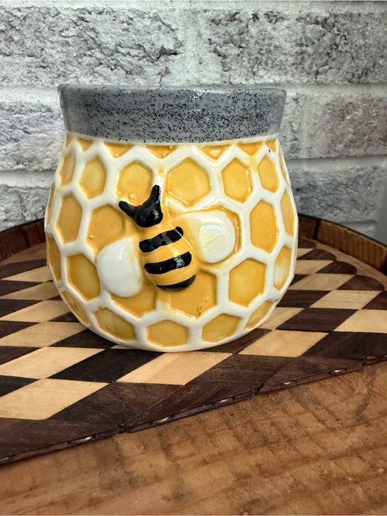 Other - Bee Honeycomb Ceramic Planter - Yellow & Gray